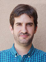 UNM Physics & Astronomy assistant professor Alejandro Manjavacas